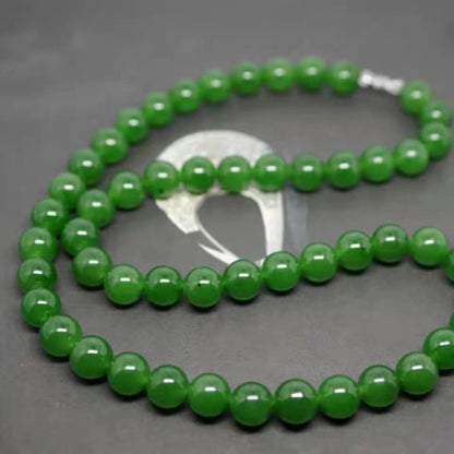 Pearl and jade necklace