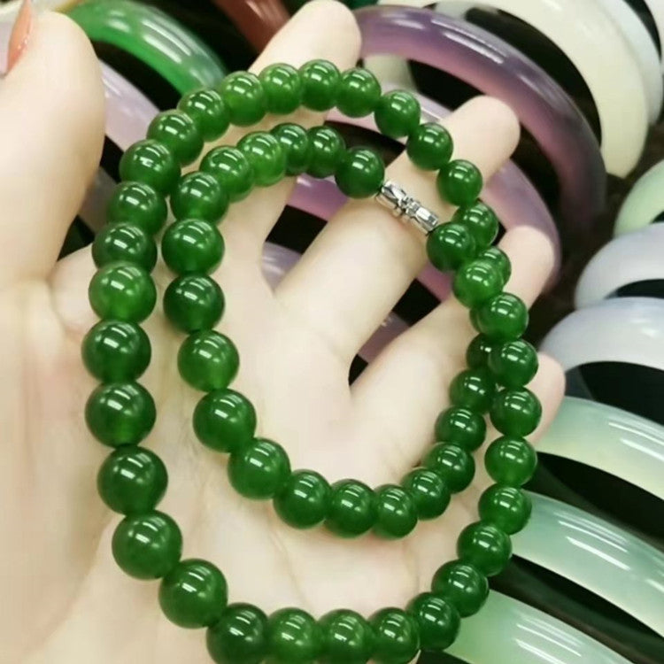 Pearl and jade necklace