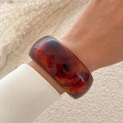 Artistic vintage round bracelet